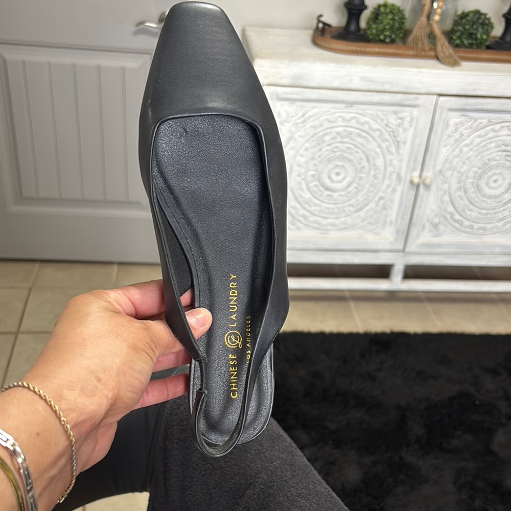 Chinese Laundry Women's Black Slingback Shoes